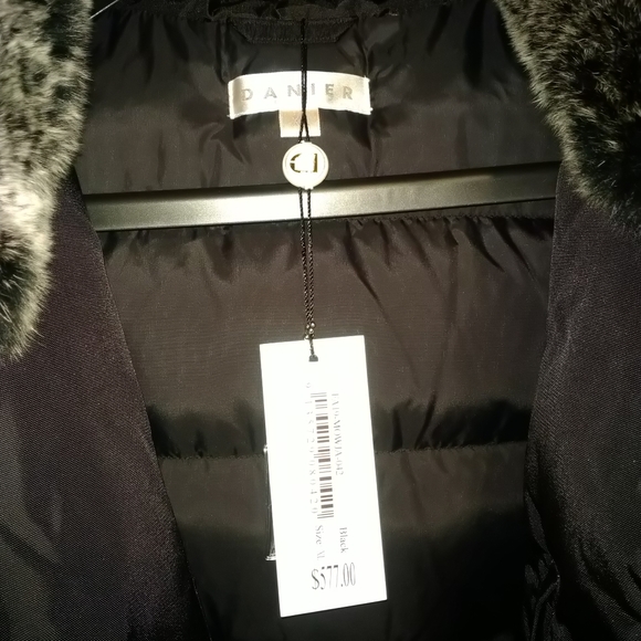 New Danier coat... Military style, XL - Picture 7 of 16